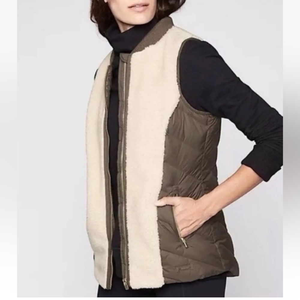 Athleta Responsible Down Tundra Vest